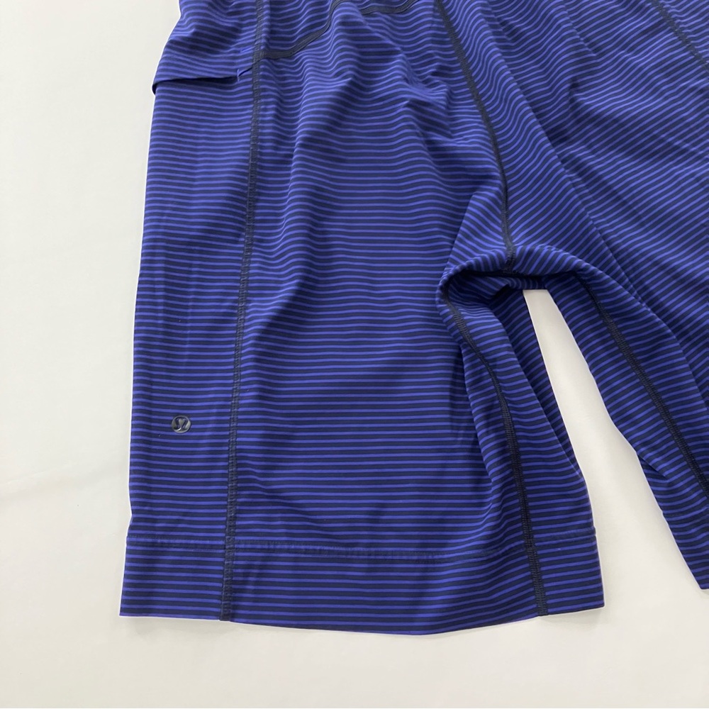 Lululemon Men’s Short 11” Athletic Shorts Size 30 - 32" Striped Stretch Purple - Picture 5 of 15